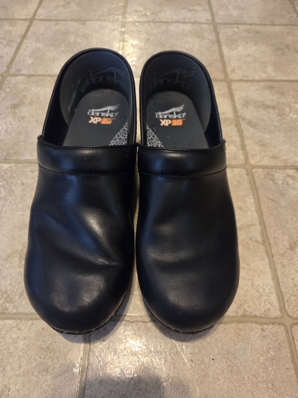 Dansko XP 2.0 Black Leather Professional Nursing Clogs Size 41
